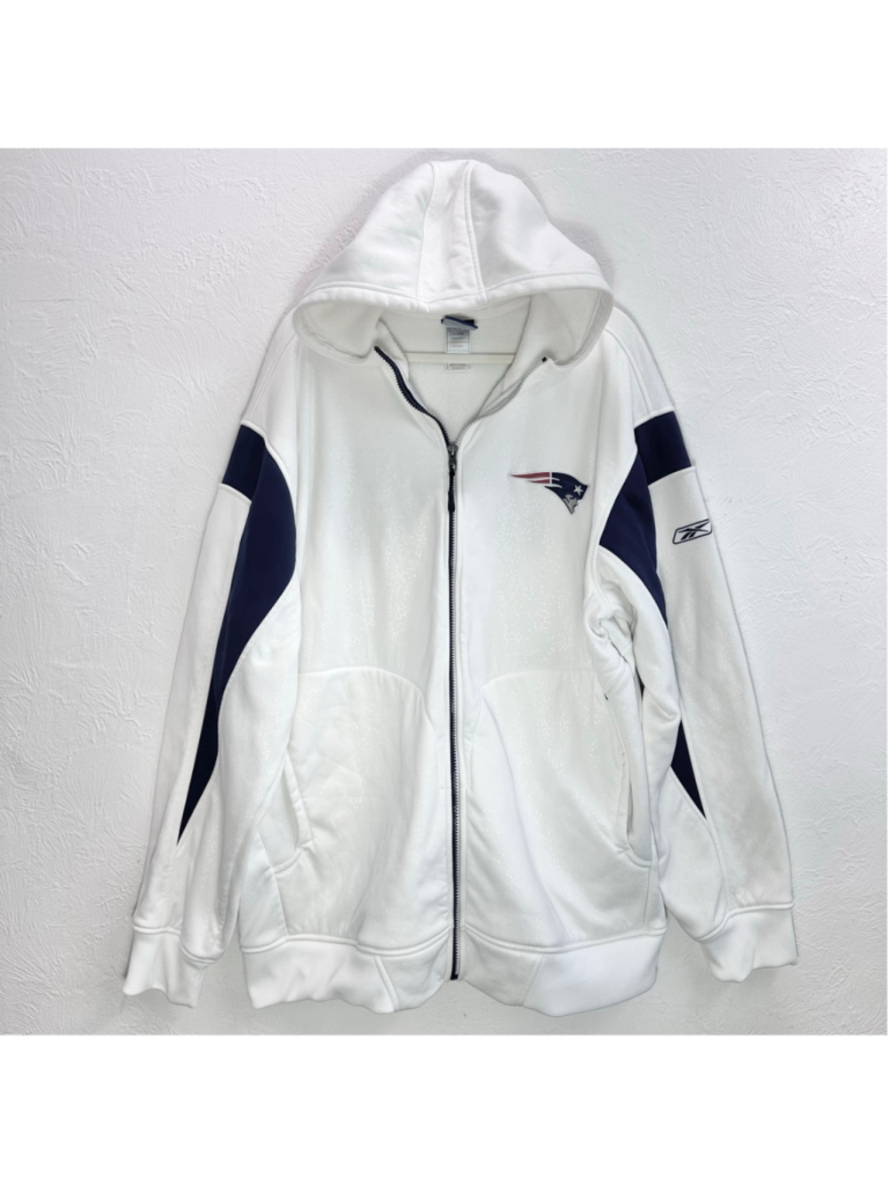Vintage Reebok NFL Patriots Hoodie Mens 2XL White Digital Matrix Track Jacket 2X